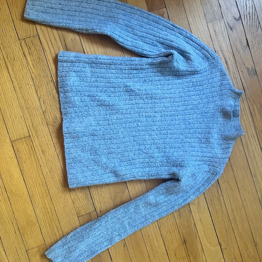 Cozy Blue Sweater UNIQLO